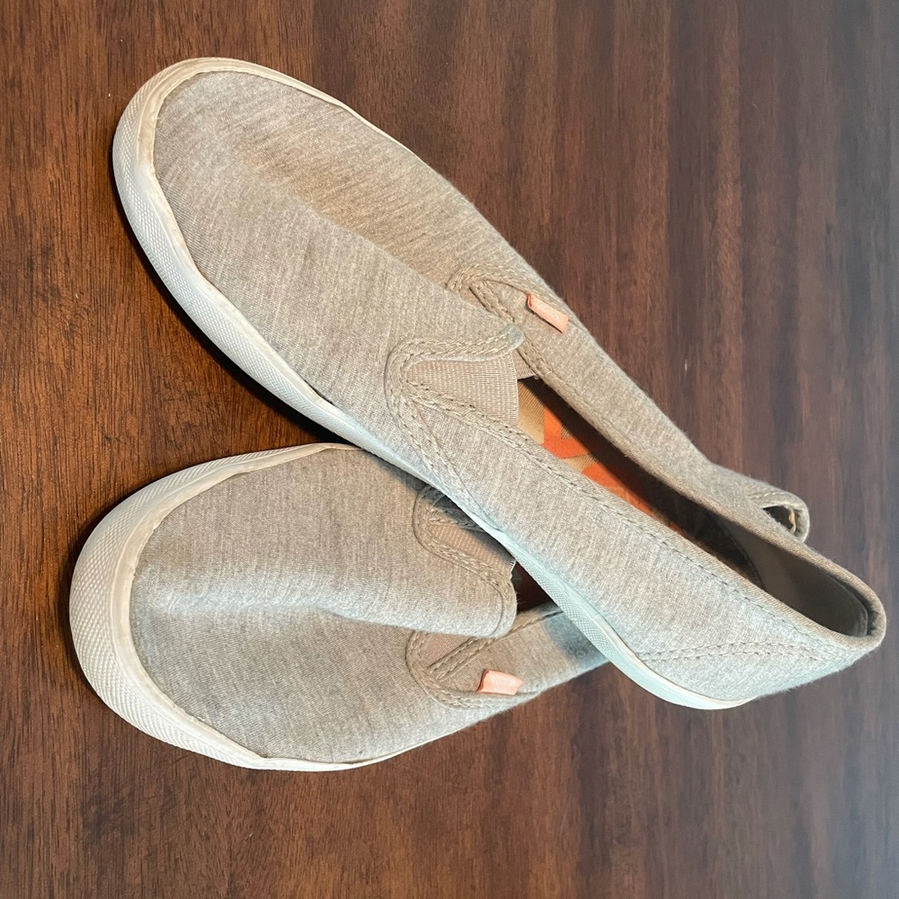 Slip-on Roxy Shoes - 8